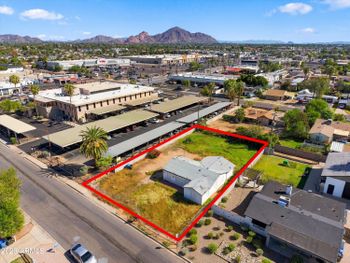 2821 N 29th Pl, Phoenix, AZ 85008