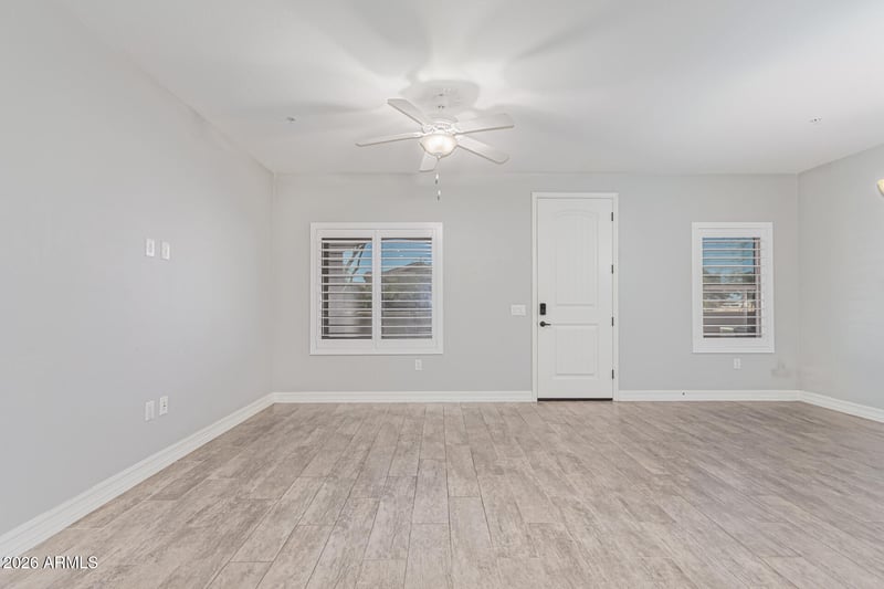 2821 S Skyline Dr S #172, Mesa, AZ 85212