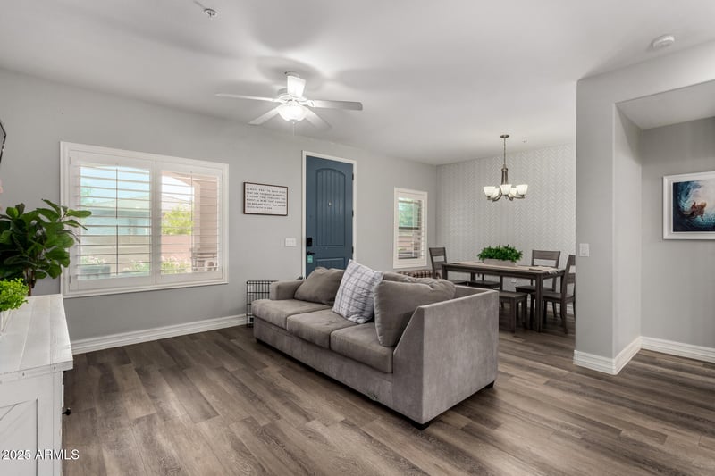 2821 Skyline -- #135, Mesa, AZ 85212