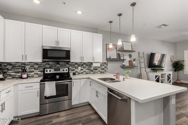 2821 Skyline -- #135, Mesa, AZ 85212