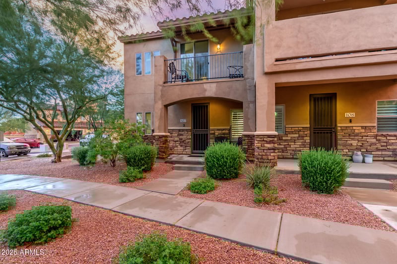 2821 Skyline Dr #107, Mesa, AZ 85212
