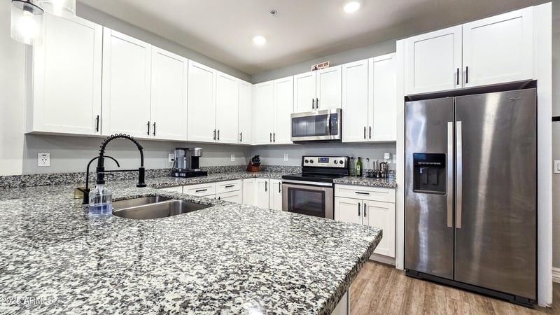 2821 Skyline Dr #156, Mesa, AZ 85212