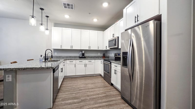 2821 Skyline Dr #156, Mesa, AZ 85212