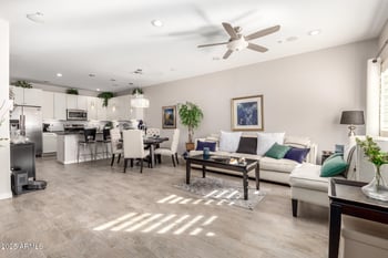 2821 Skyline Dr #176, Mesa, AZ 85212