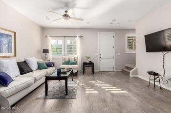 2821 Skyline Dr #176, Mesa, AZ 85212