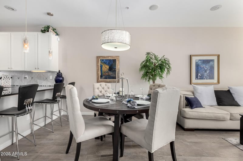 2821 Skyline Dr #176, Mesa, AZ 85212