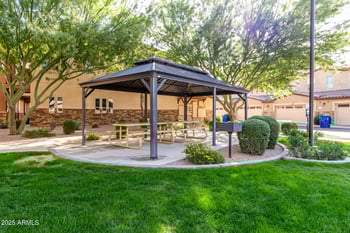 2821 Skyline Dr #176, Mesa, AZ 85212