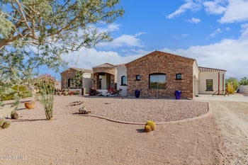 28217 Finch Trl, San Tan Valley, AZ 85144