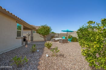 2822 Blue River Dr, San Tan Valley, AZ 85144