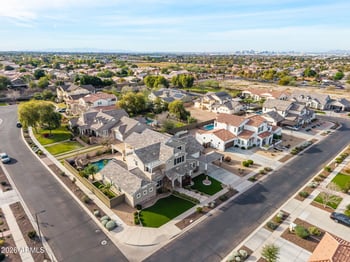 2822 Constance Way, Phoenix, AZ 85042