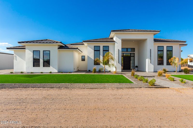2822 E Cedar Waxwing Dr, Gilbert, AZ 85298