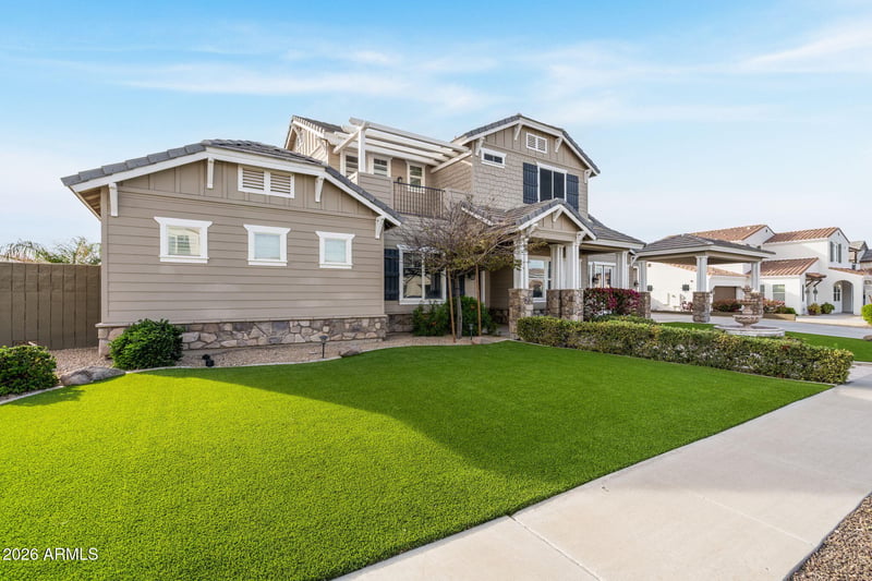 2822 E Constance Way, Phoenix, AZ 85042