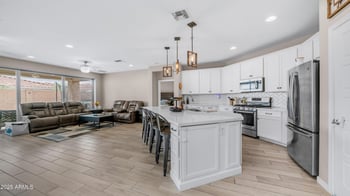 2822 Hidalgo Ave, Phoenix, AZ 85040