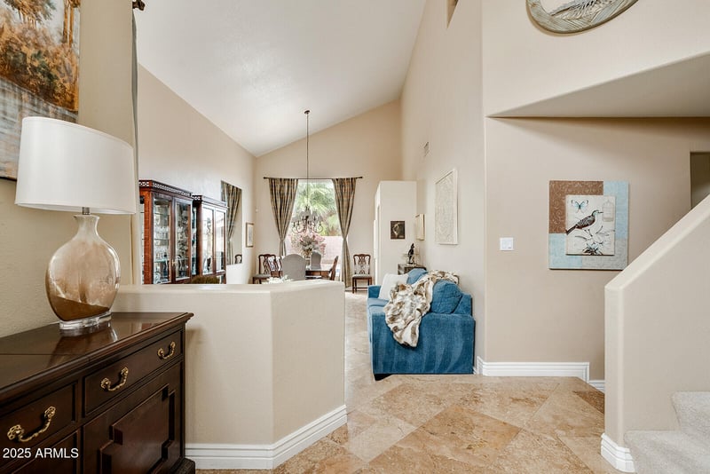 2822 Muirwood Dr, Phoenix, AZ 85048