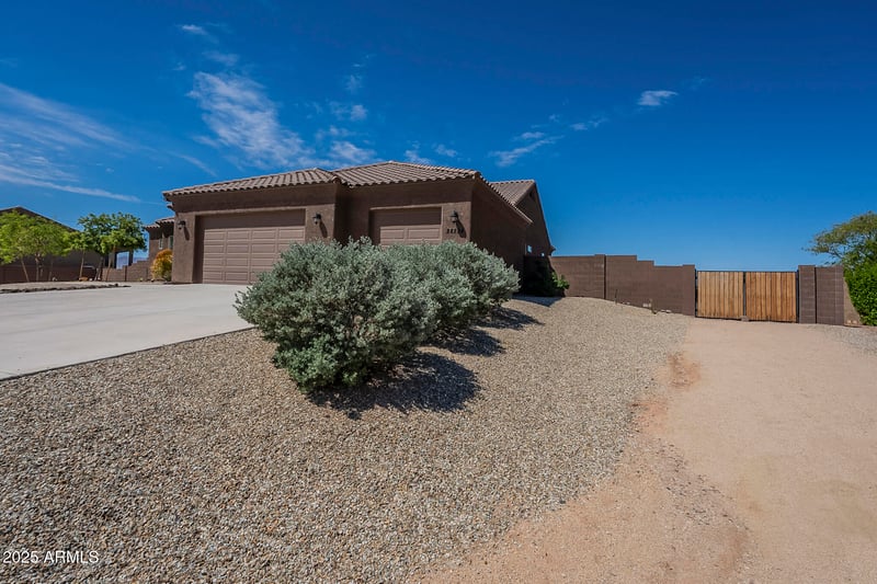 28224 Bush St, Wittmann, AZ 85361
