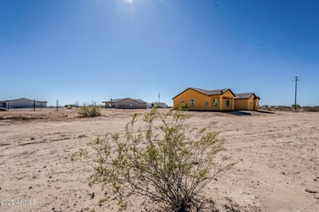 2823 364th Dr, Tonopah, AZ 85354