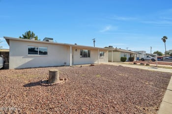 2823 Banff Ln, Phoenix, AZ 85053