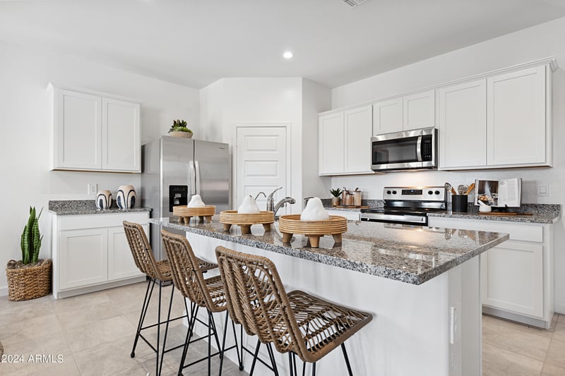28231 Ice Cavern Ln, San Tan Valley, AZ 85143