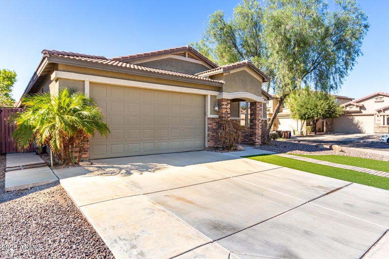 28232 Abby Cir, San Tan Valley, AZ 85143