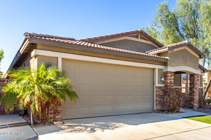 28232 Abby Cir, San Tan Valley, AZ 85143