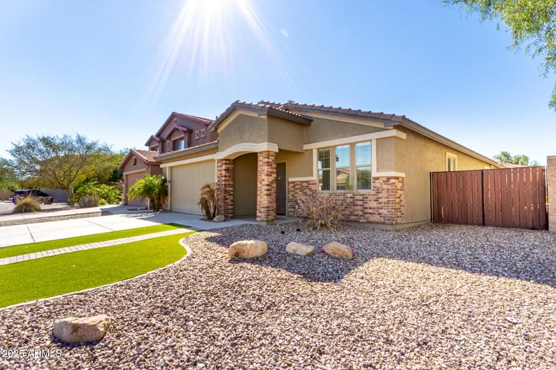 28232 Abby Cir, San Tan Valley, AZ 85143