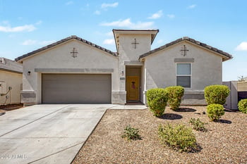 2824 Seaver Ave, Apache Junction, AZ 85120