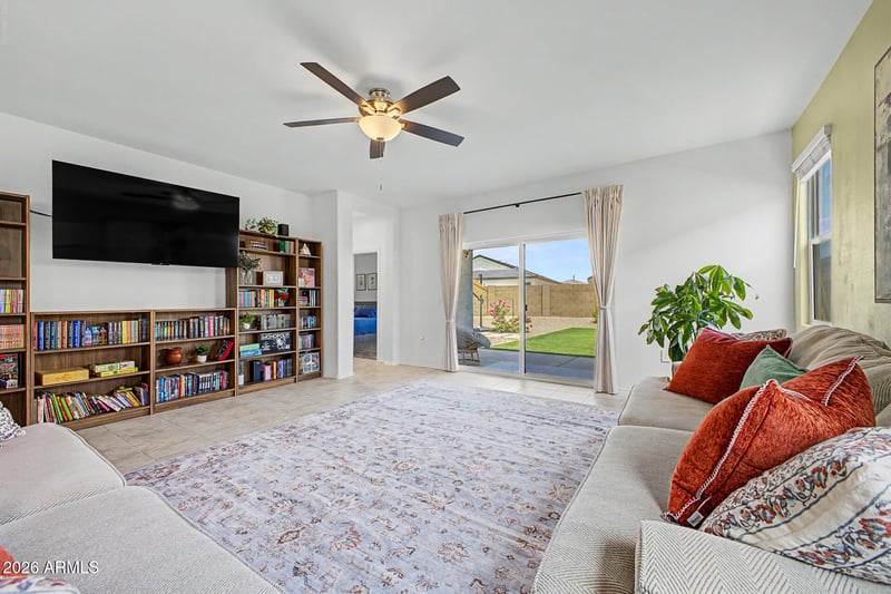 28241 Nealite Dr, San Tan Valley, AZ 85143