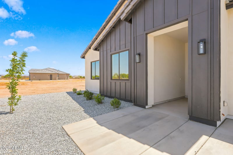 28243 N 220th Dr, Wittmann, AZ 85361
