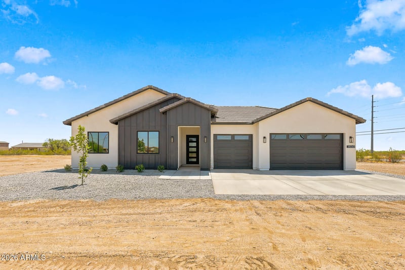 28243 N 220th Dr, Wittmann, AZ 85361