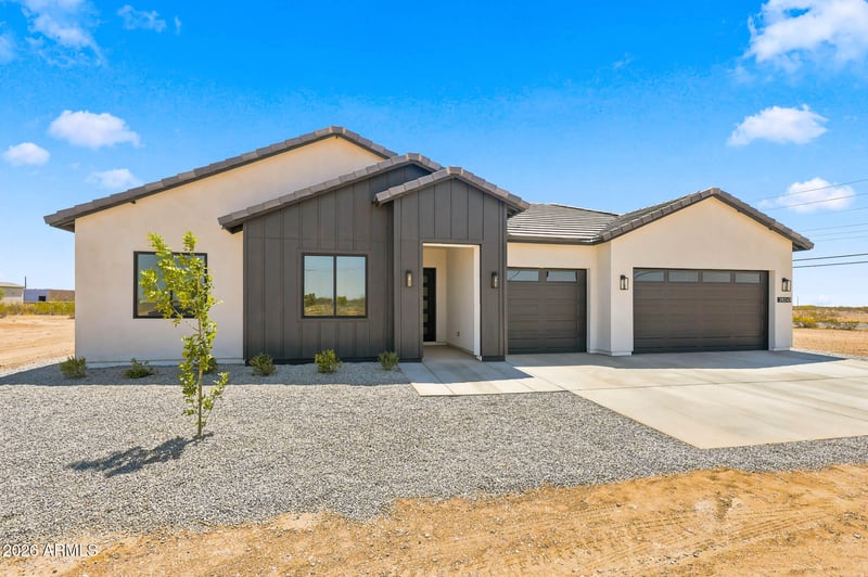 28243 N 220th Dr, Wittmann, AZ 85361
