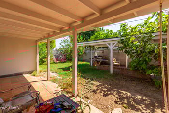 2825 33rd Pl, Phoenix, AZ 85008