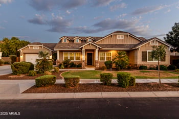 2825 E Harwell Rd, Phoenix, AZ 85042