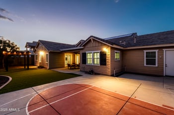 2825 E Harwell Rd, Phoenix, AZ 85042