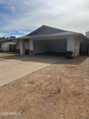 2825 Morten Ave, Phoenix, AZ 85051