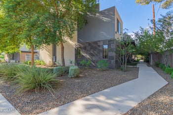 2825 N 42nd St #8, Phoenix, AZ 85008