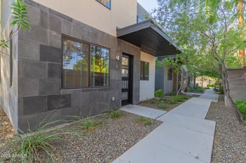 2825 N 42nd St #8, Phoenix, AZ 85008