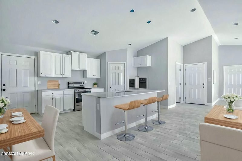 2825 Pueblo Ave, Phoenix, AZ 85040