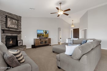 28252 Quintana Pl, San Tan Valley, AZ 85144