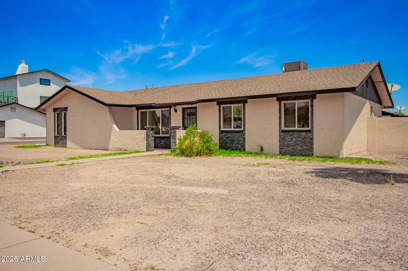 2826 Cactus Rd, Phoenix, AZ 85032