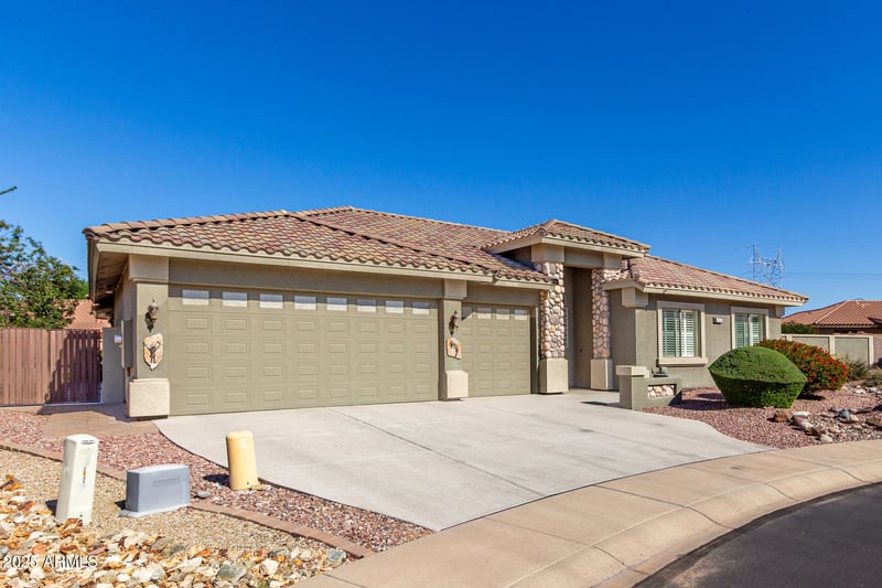 2826 Cherrywood Cir, Mesa, AZ 85212