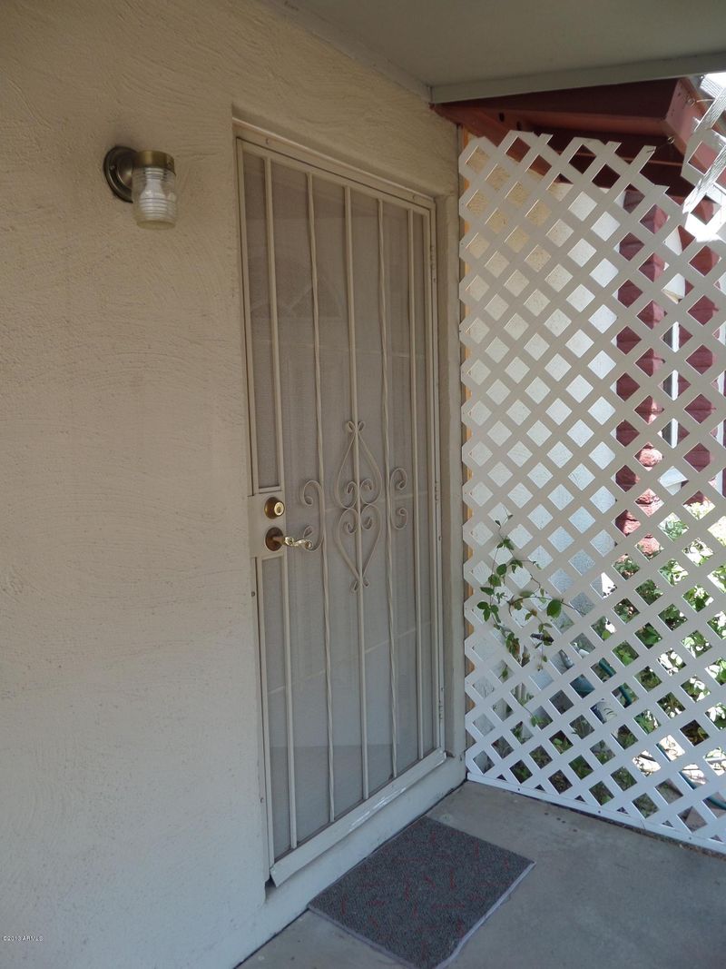 2826 E Altadena Ave, Phoenix, AZ 85028