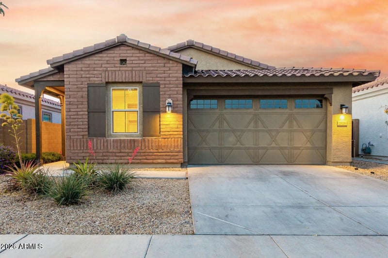 2826 E Fraktur Rd, Phoenix, AZ 85040