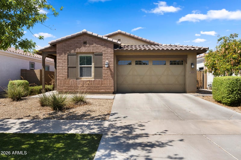 2826 E Fraktur Rd, Phoenix, AZ 85040