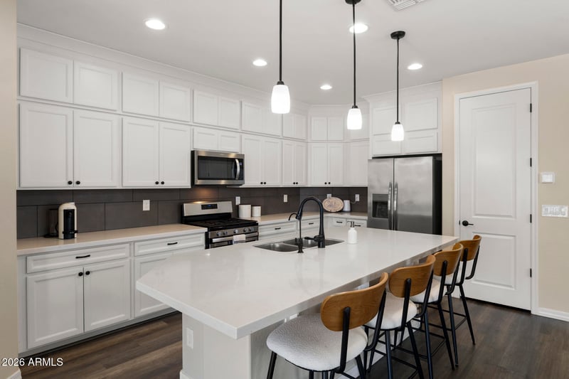 2826 E Fraktur Rd, Phoenix, AZ 85040