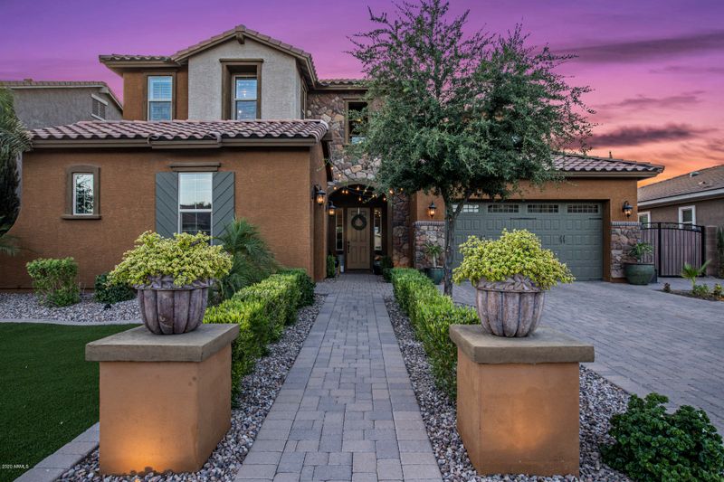 2826 E Odessa St, Mesa, AZ 85213