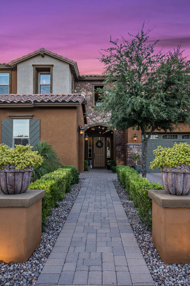 2826 E Odessa St, Mesa, AZ 85213