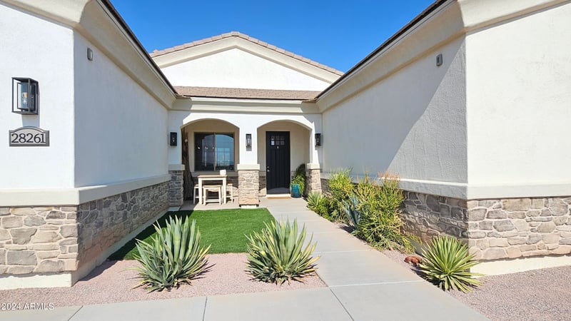 28261 N Gary Rd, San Tan Valley, AZ 85144