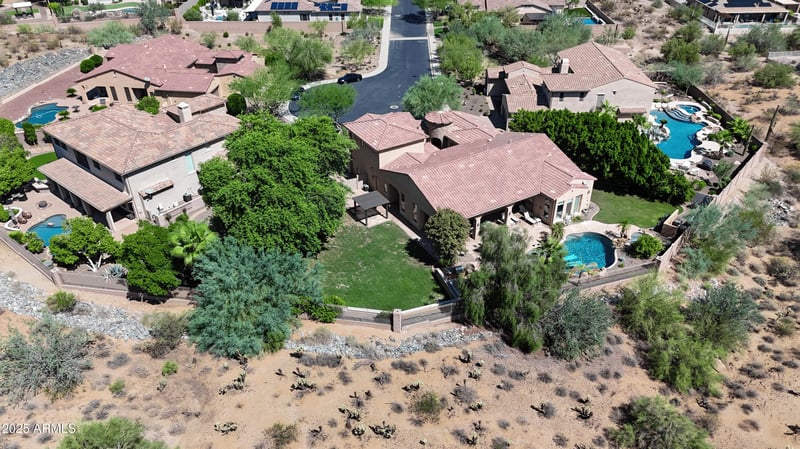 28263 67th Dr, Peoria, AZ 85383