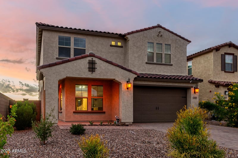 28266 132nd Ln, Peoria, AZ 85383