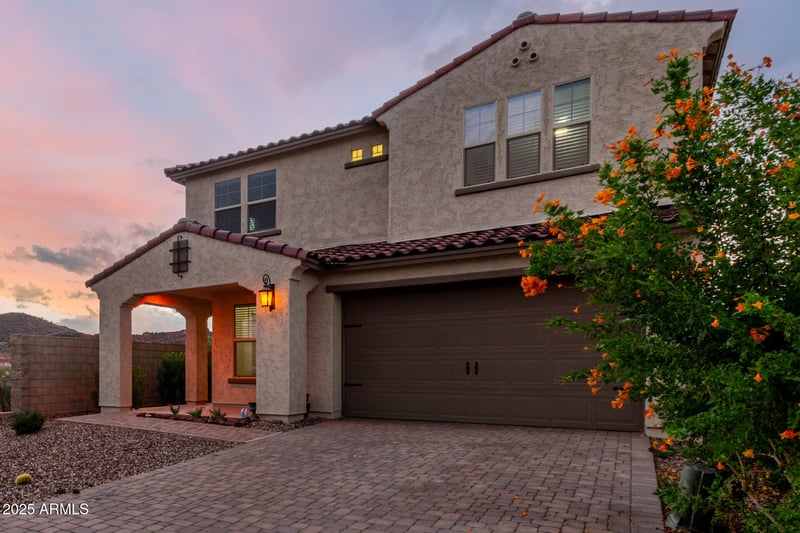 28266 132nd Ln, Peoria, AZ 85383